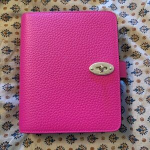 Mulberry Postman’s Lock A6 Pink Leather Planner Agenda
